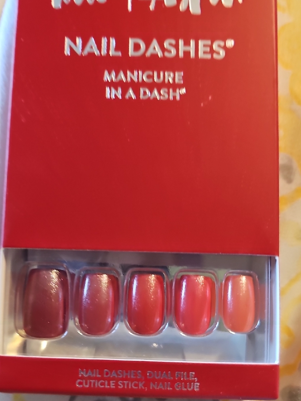 Nail Dashes Press-On Nails - Red Ombre Set